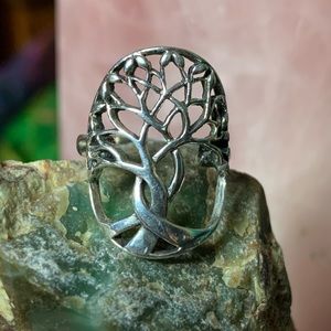 🌹NWT sterling silver Celtic tree of life ring